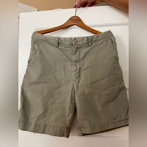 Hathaway Men's Tan Khaki Shorts